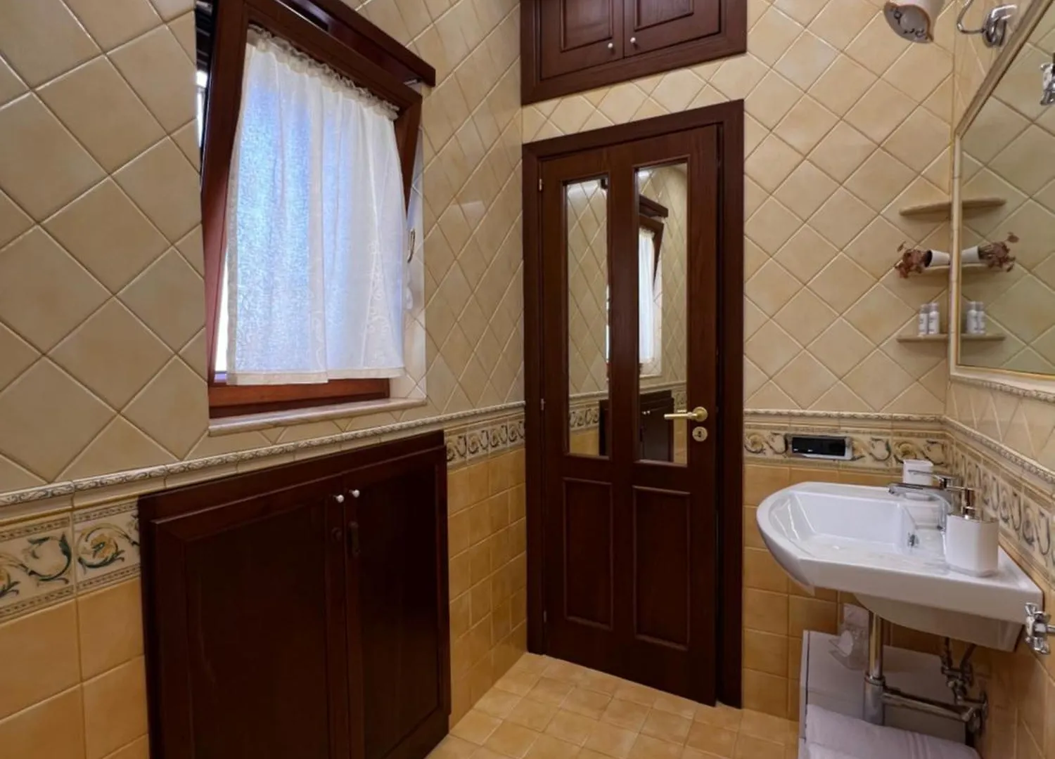 Ninella Apartment Портичи